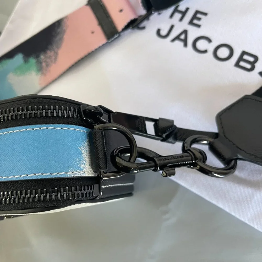 Marc Jacobs Snapshot leather crossbody - Picture 6 of 9